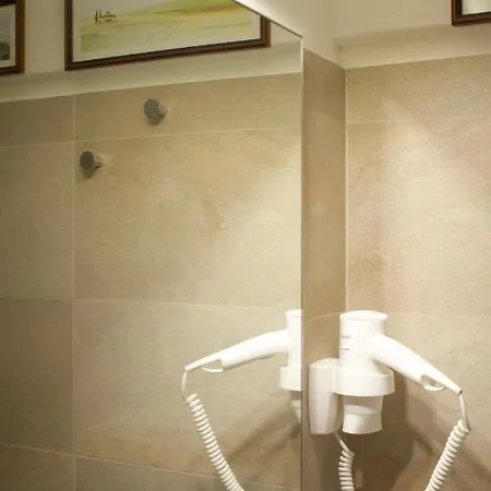 Il Loft Di Cinzia&andrea Family In Heartofart アパート